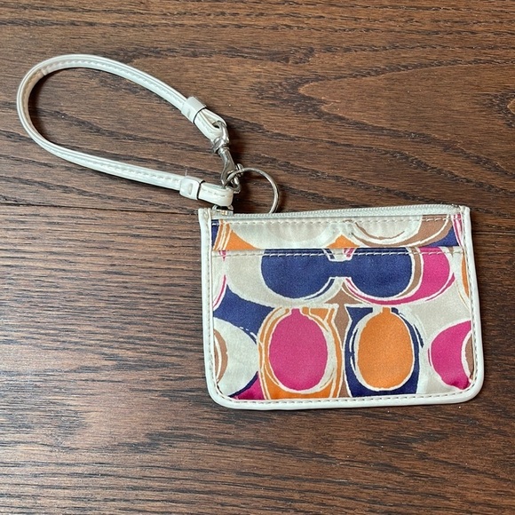 Coach Wristlet and KeyChain with card holder - Picture 1 of 5